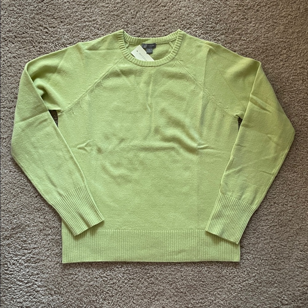 Ann Taylor Women’s Cashmere Sweater